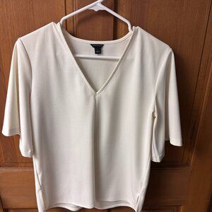 Ann Taylor Women's Basic Cream Basic Top Size Small